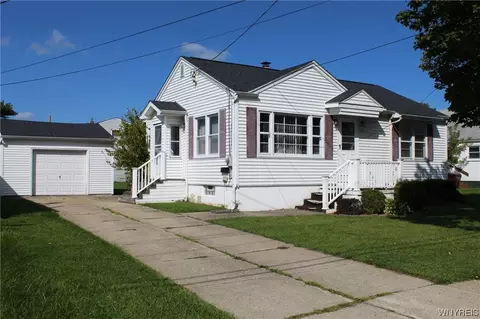 144 Lackawanna Ave, Sloan, NY 14212