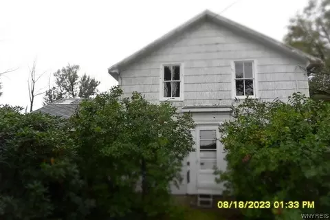 8250 Vermont Hill Rd, Holland, NY 14080