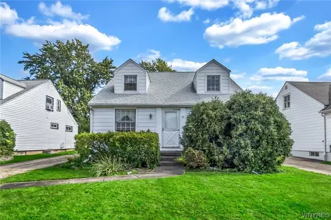 79 Rochelle Park, Tonawanda, NY 14150