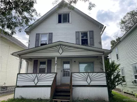 7 7th Ave, North Tonawanda, NY 14120