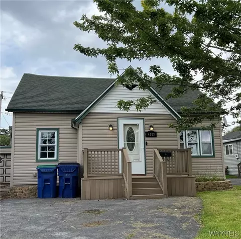 4783 N Bailey Ave, Amherst, NY 14226