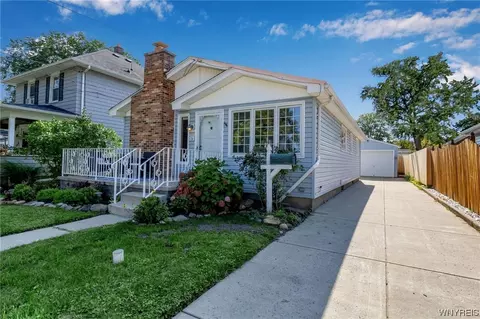 16 Gibson St, Tonawanda, NY 14150