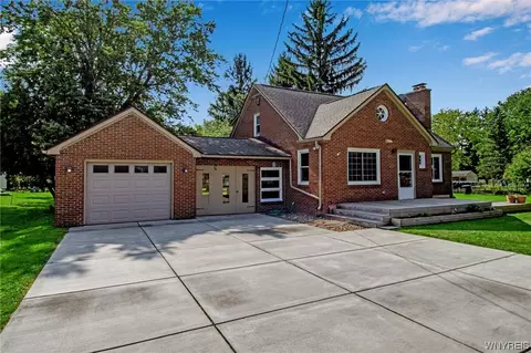 3935 Clinton St, West Seneca, NY 14224