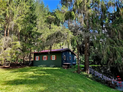 9173 Lyman Rd, Clarksville, NY 14727