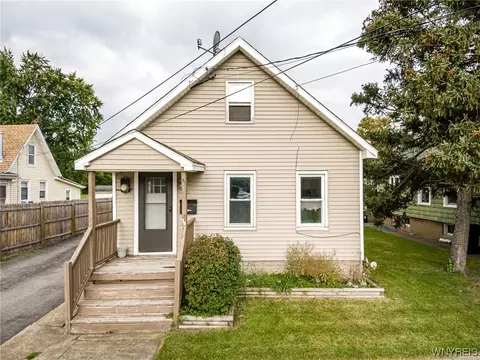 78 Stark St, Tonawanda, NY 14150
