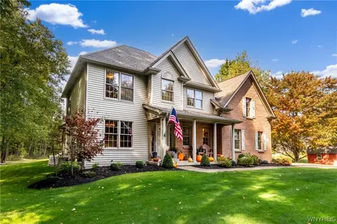 6162 S Abbott Rd, Orchard Park, NY 14127