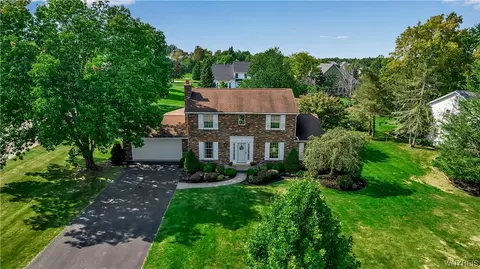 54 Quaker Lake Ter, Orchard Park, NY 14127