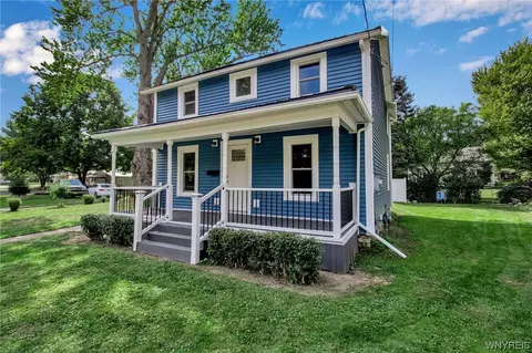 938 Orient St, Shelby, NY 14103