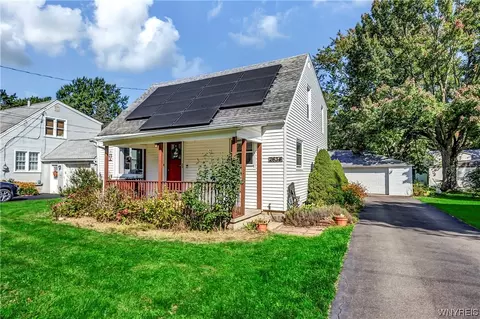 2634 Sunset Dr, Eden, NY 14057