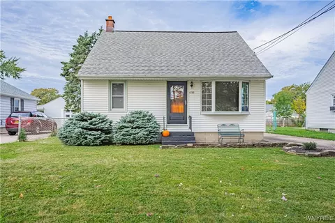 1292 94th St, Niagara Falls, NY 14304