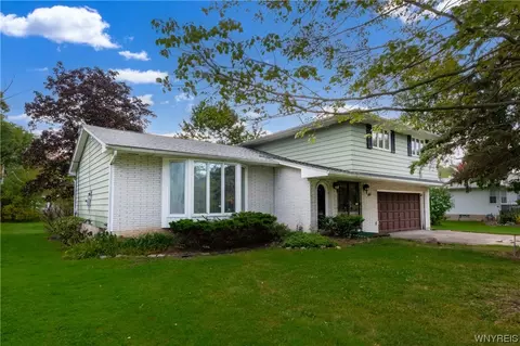 561 Baseline Rd, Grand Island, NY 14072