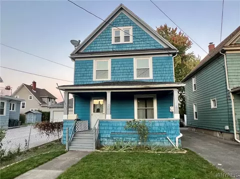 215 Lincoln Ave, North Tonawanda, NY 14120