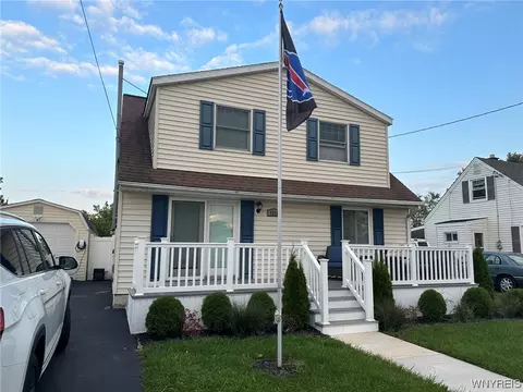 1519 97th St, Niagara Falls, NY 14304