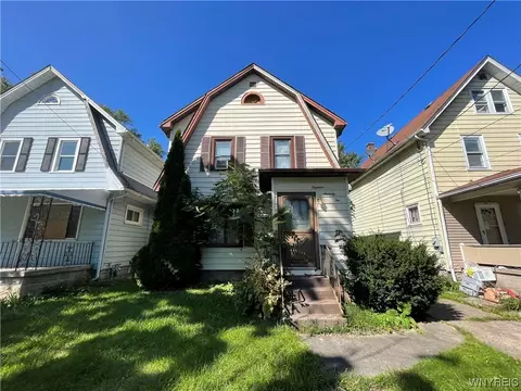 1872 South Ave, Niagara Falls, NY 14305