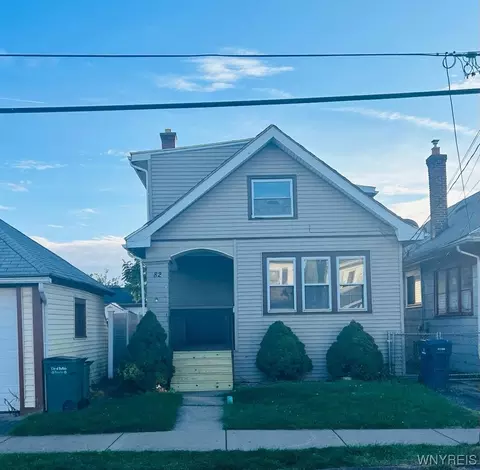 82 Newfield St, Buffalo, NY 14207