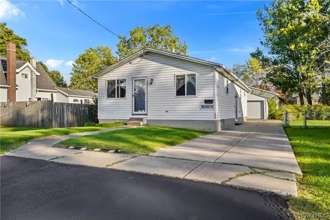 21 Porter Ave, North Tonawanda, NY 14120