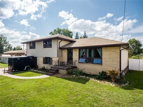 26 Raymond Ave, Cheektowaga, NY 14227