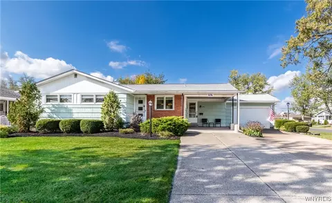 576 Lynbrook Ave, Tonawanda, NY 14150