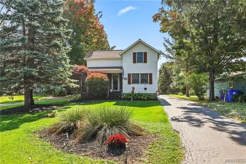 9351 Clarence Center Rd, Clarence Center, NY 14032