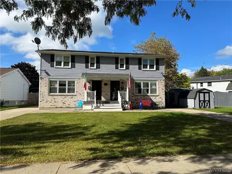 71 E Summerset Ln, Amherst, NY 14228 photo 1