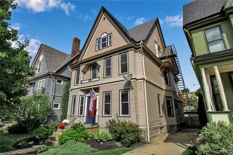 822 Auburn Ave, Buffalo, NY 14222