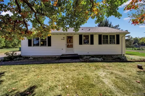 3165 Pleasant Ave, Hamburg, NY 14075