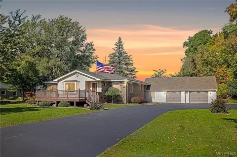 3927 W Main Street Rd, Batavia, NY 14020