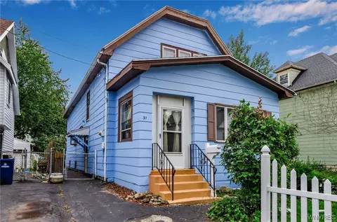 31 Milford St, Buffalo, NY 14220
