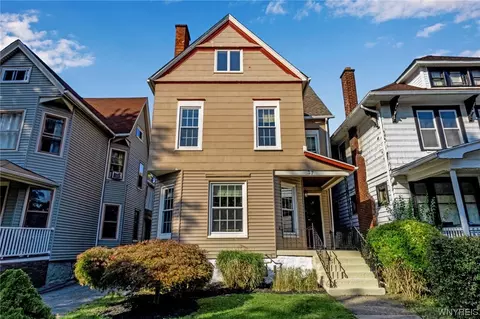 37 Vernon Pl, Buffalo, NY 14214