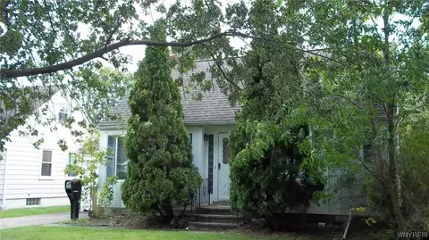 149 Westbrook Dr, Cheektowaga, NY 14225