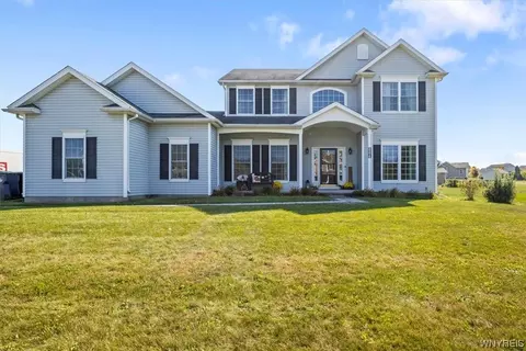 119 Westcombe Park, West Henrietta, NY 14586