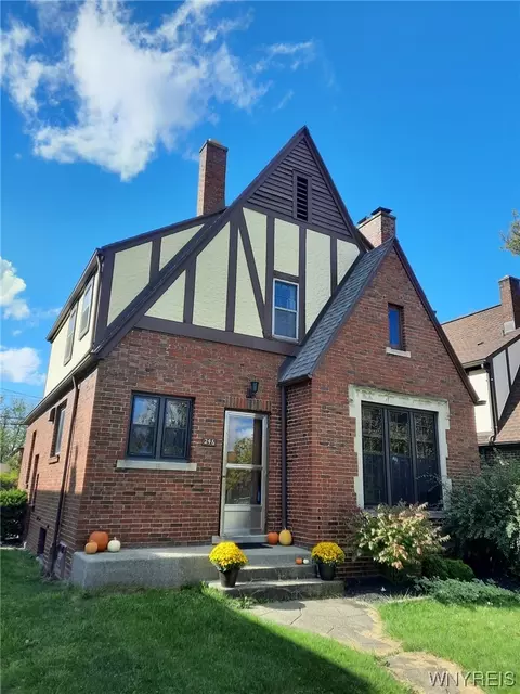 246 Capen Blvd, Amherst, NY 14226