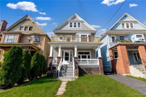 208 Southside Pkwy, Buffalo, NY 14220