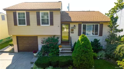 115 Autumnwood Dr, Cheektowaga, NY 14227