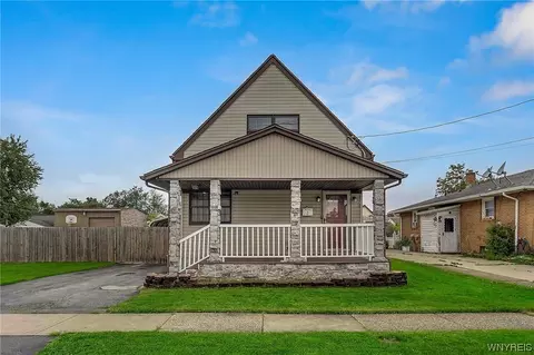 118 Hedley St, Cheektowaga, NY 14206