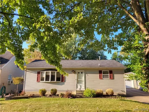 682 Ruie Rd, North Tonawanda, NY 14120