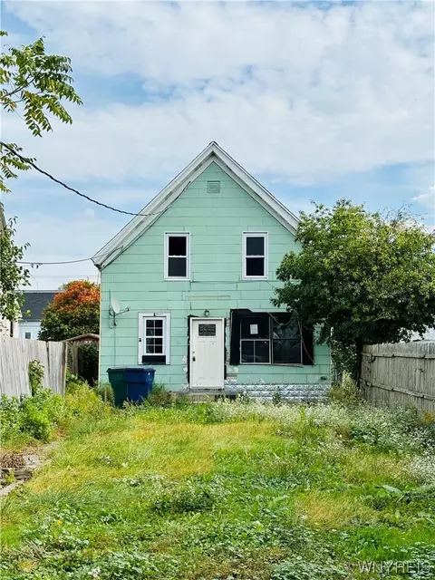 95 Vandalia St, Buffalo, NY 14204