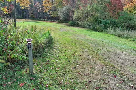 14 Deer Pond Acres, Orangeville, NY 14569