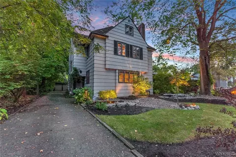 65 Tillinghast Pl, Buffalo, NY 14216