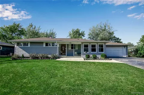 152 Woodgate Rd, Tonawanda, NY 14150