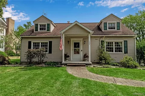 157 Brompton Rd, Amherst, NY 14221