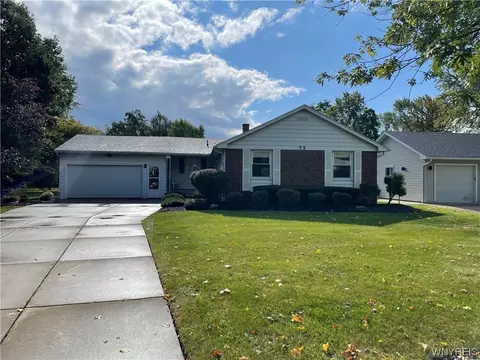 55 Ponderosa Dr, Amherst, NY 14221
