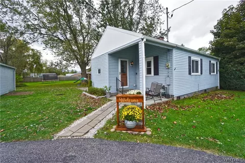 611 Willet Rd, Buffalo, NY 14218