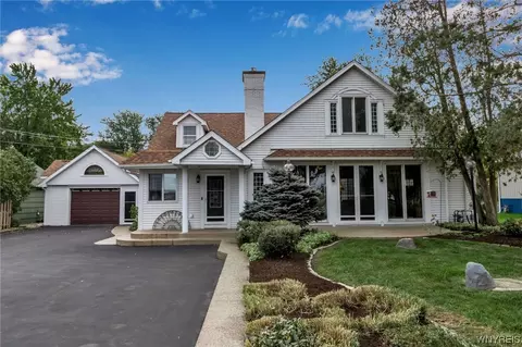 4854 E River Rd, Grand Island, NY 14072