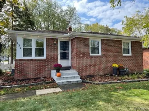 137 Harvard Ave, Depew, NY 14043