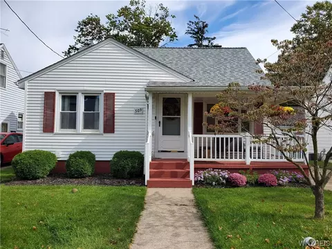 509 77th St, Niagara Falls, NY 14304