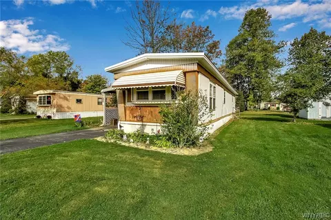 35 Hickory, Marilla, NY 14004