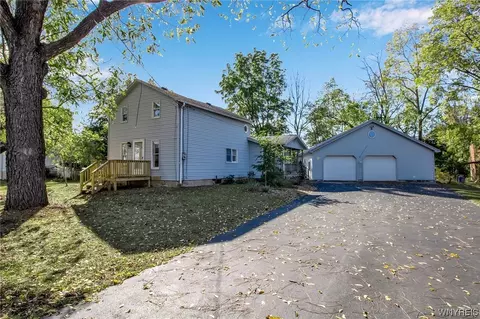 4216 E Shelby Rd, Shelby, NY 14103