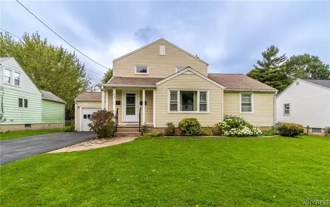 45 Garden Pkwy, Amherst, NY 14221