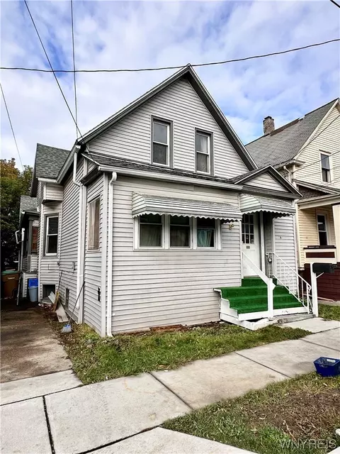 16 Olcott Pl, Cheektowaga, NY 14225